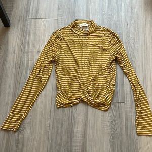C’isa Size Small Long Sleeve Mock Neck Shirt